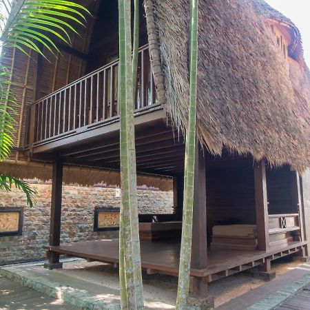 The Nichos Bungalows And Villas Lembongan Exterior foto