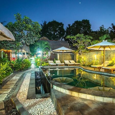 The Nichos Bungalows And Villas Lembongan Exterior foto