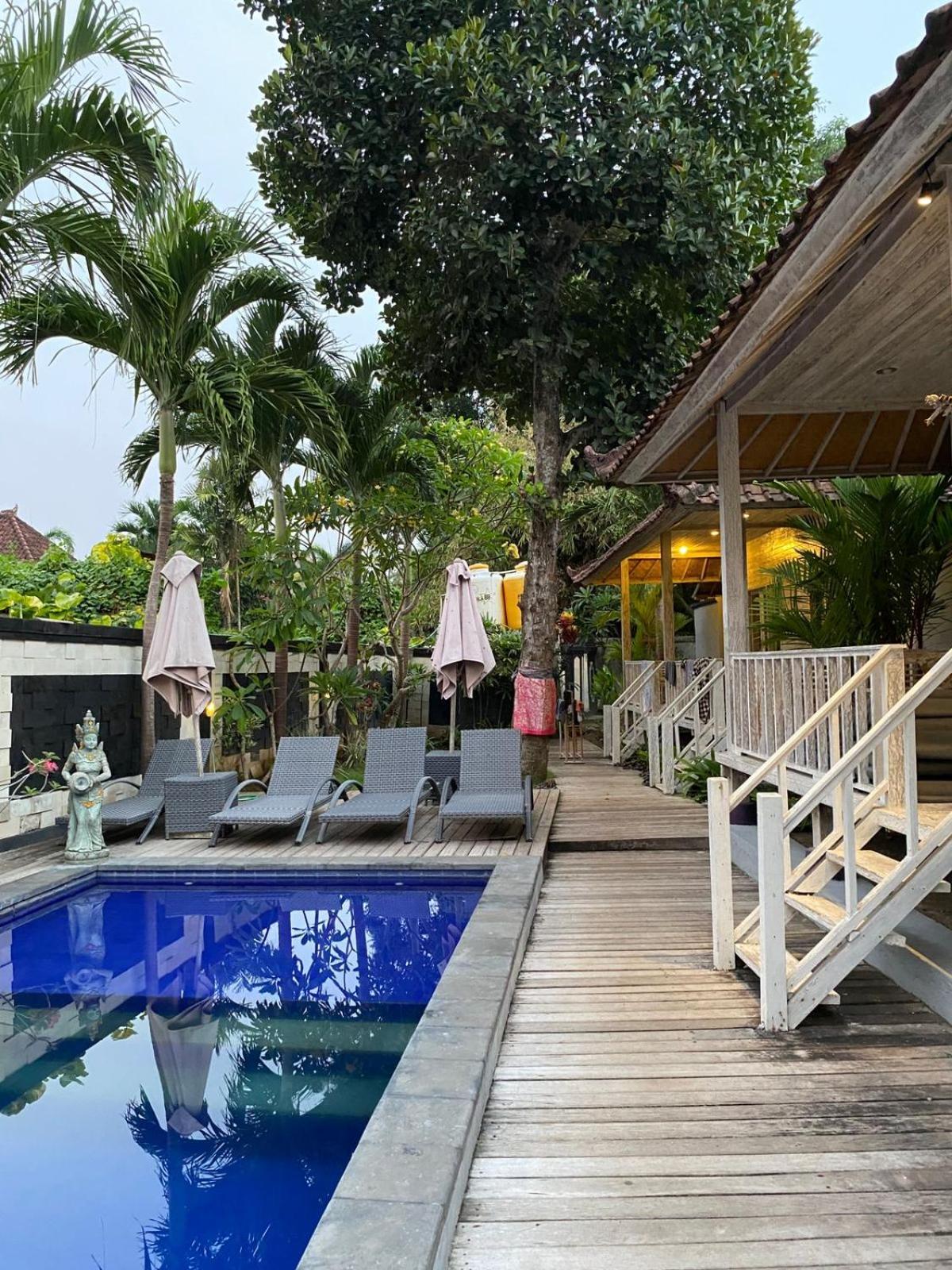The Nichos Bungalows And Villas Lembongan Exterior foto