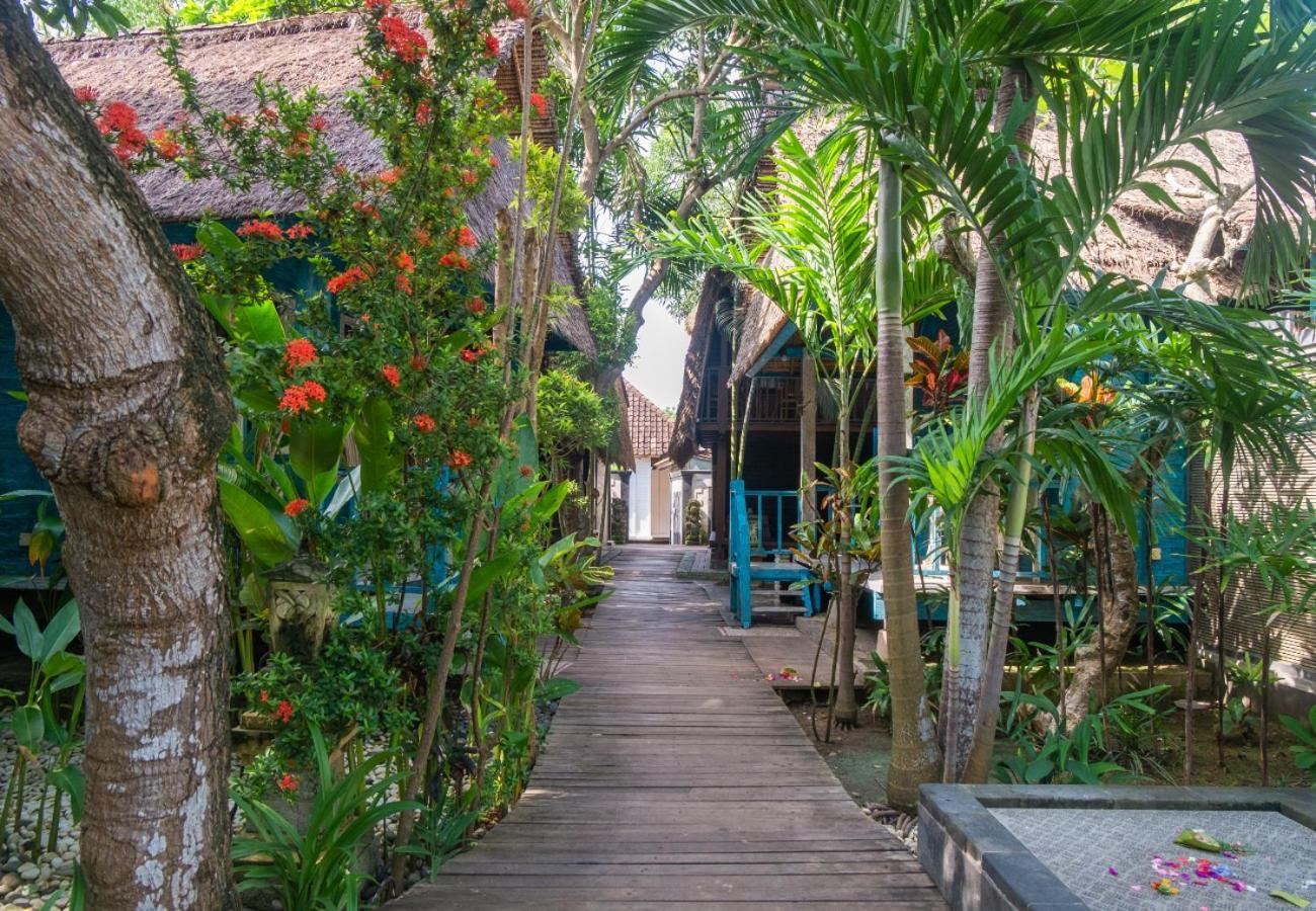 The Nichos Bungalows And Villas Lembongan Exterior foto