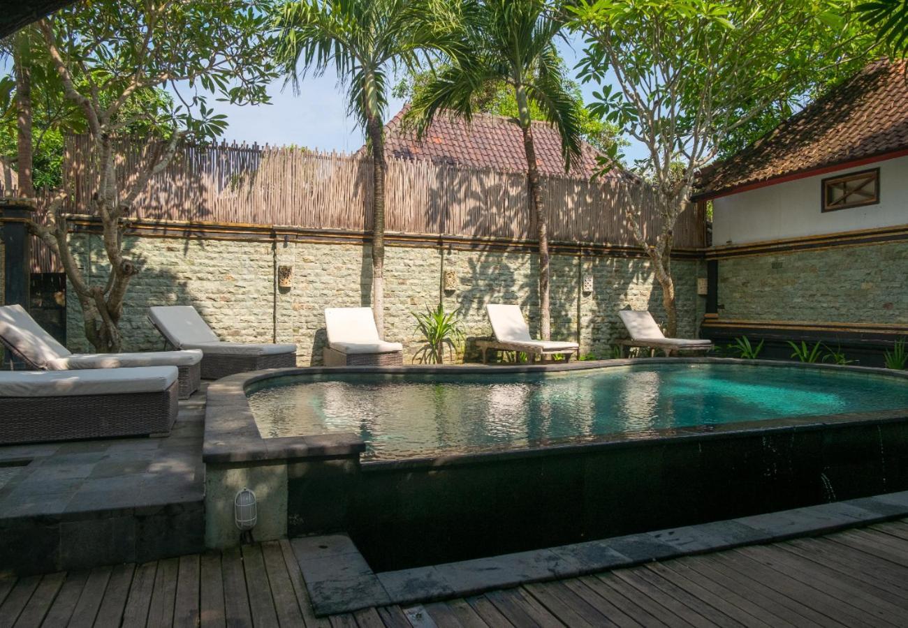 The Nichos Bungalows And Villas Lembongan Exterior foto