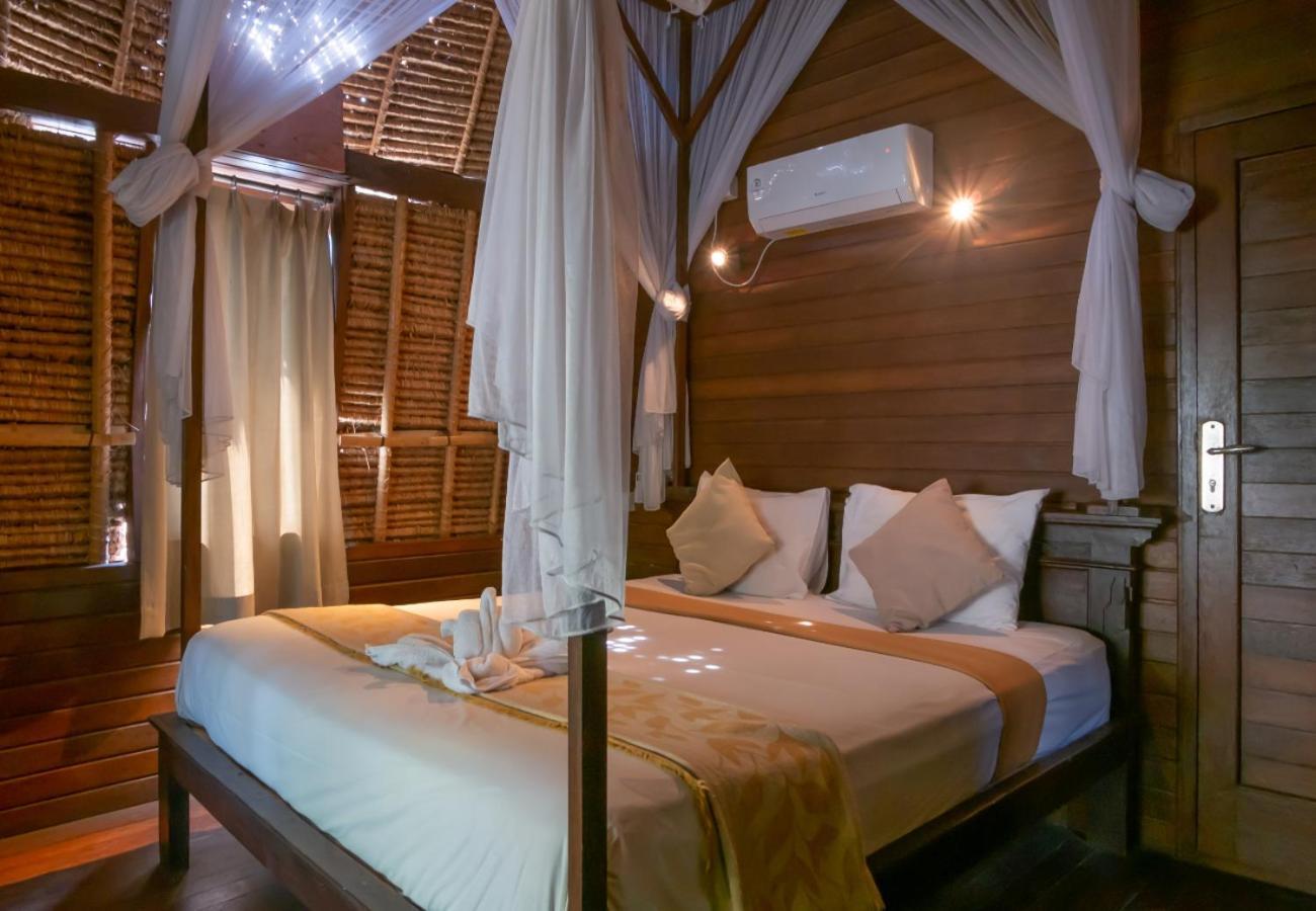 The Nichos Bungalows And Villas Lembongan Exterior foto